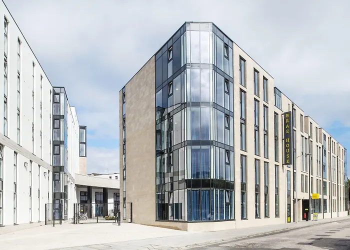 Destiny Student - Holyrood